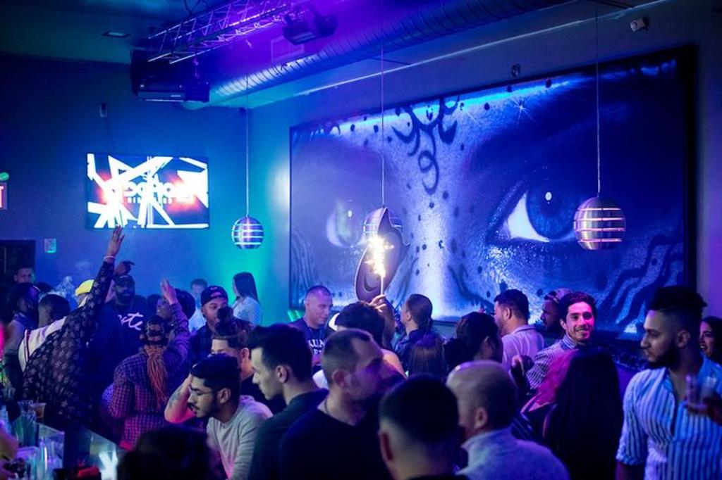 Spanish Reggaeton Party Week 7 HT