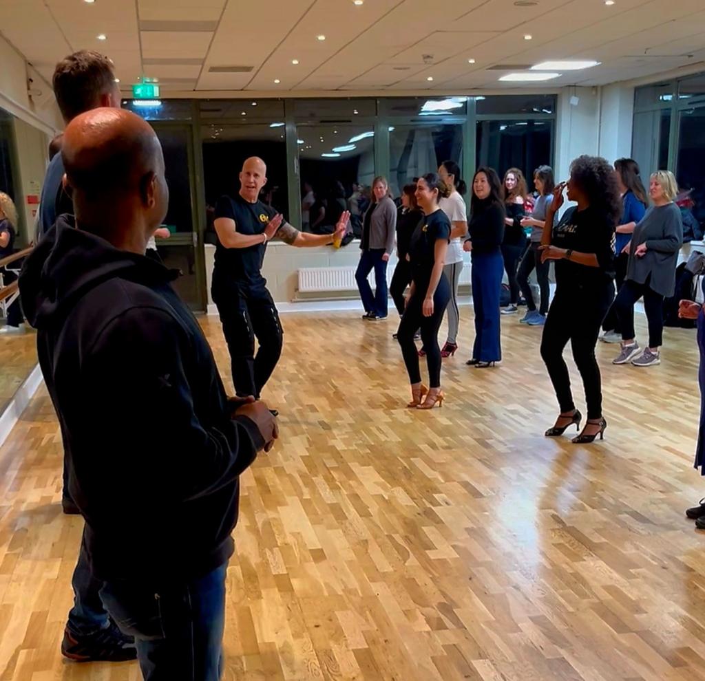 Lightwater Salsa Classes & Courses - Wednesdays