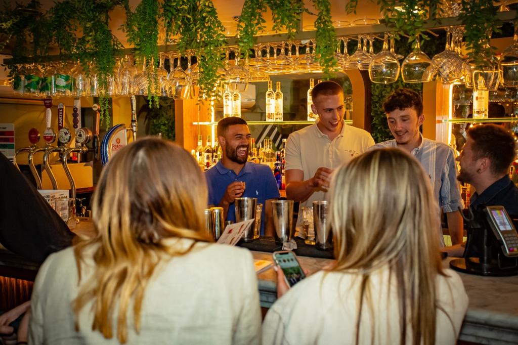 Shared Cocktail Masterclass Experience