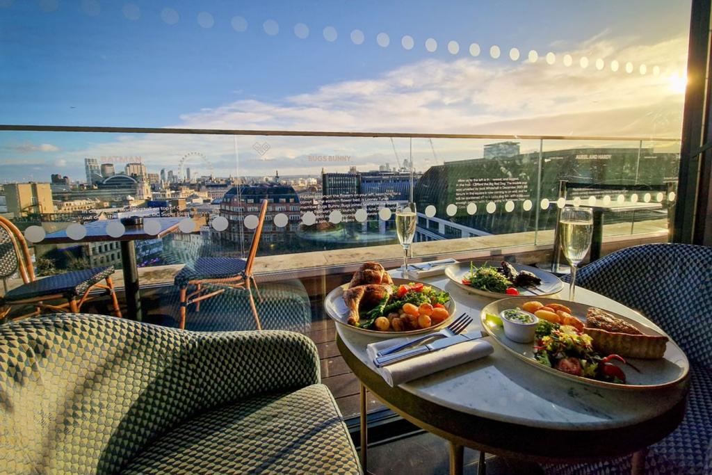 Rooftop Speed Dating in London @ LSQ (Ages 30-50)