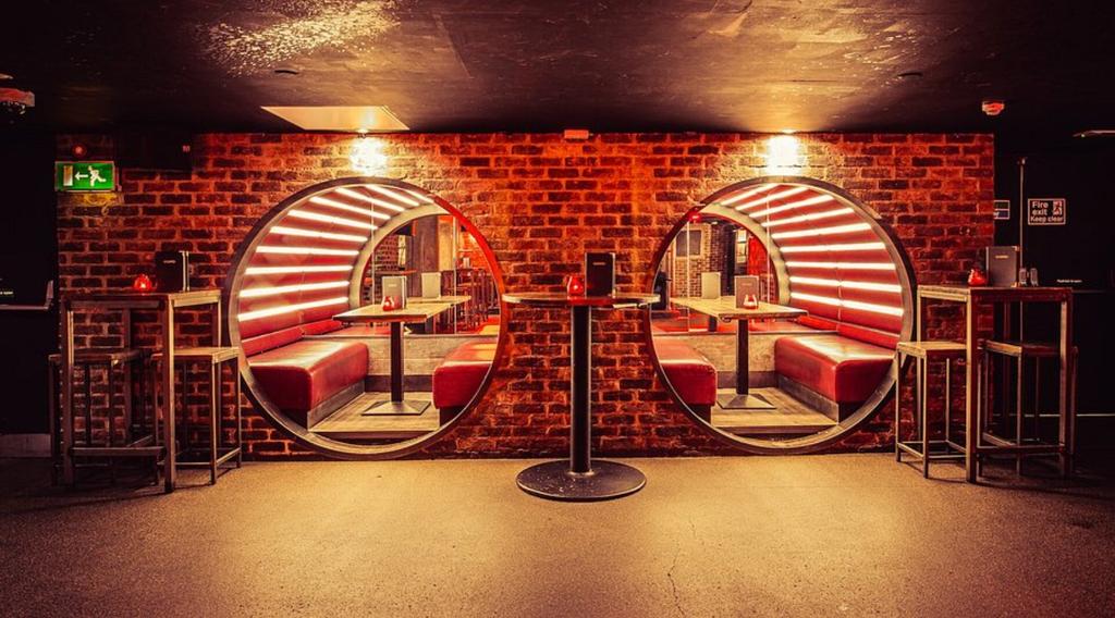Wednesday Night Speed Dating @ Core Bar (Ages 30-45)