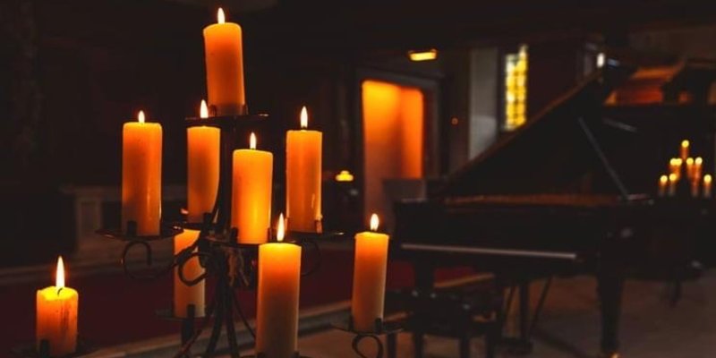 Rhapsody in Blue at Christmas