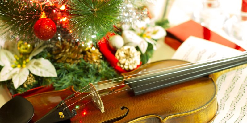 Christmas Carols by Candlelight