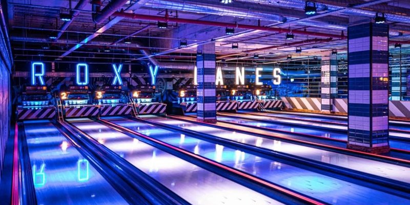 UWE Bristol Official Freshers | Bowling at Roxy Lanes