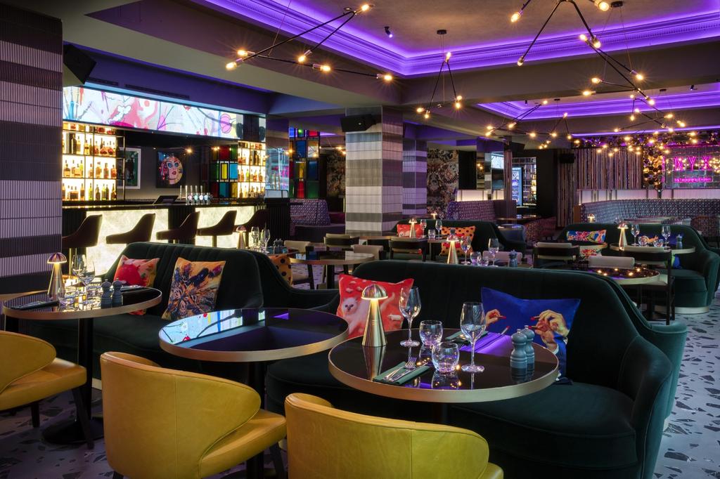 Saturday Night Speed Dating @ NYX Hotel (Ages 42-58)