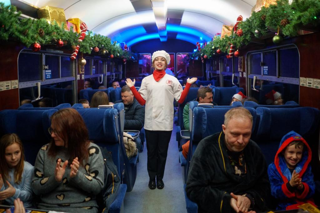 THE POLAR EXPRESS Train Ride Experience - STANDARD