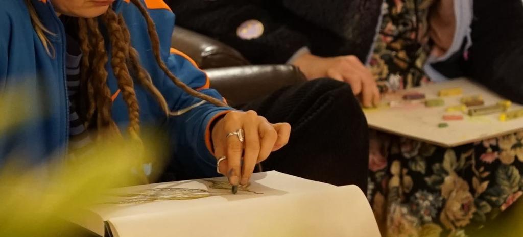 Drawn-In Lifedrawing Sessions