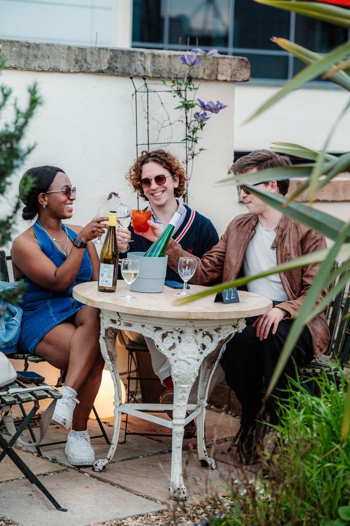 Bar open before the Katy Perry and Lewis Capaldi concerts!