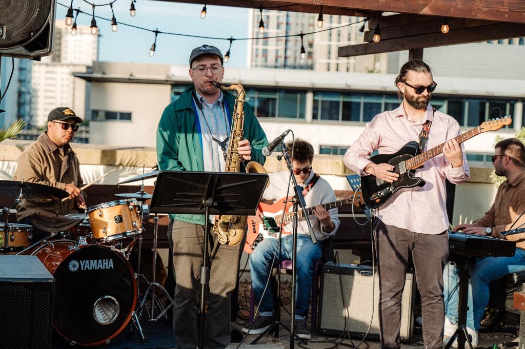 Jazz at Jacobs // Live music with Siglo Section