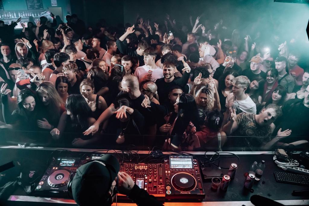 UKG X Bass Face . 360° SPECIAL * BIGGEST HEADLINERS YET*! LAST FREE TICKETS + FREE DRINK