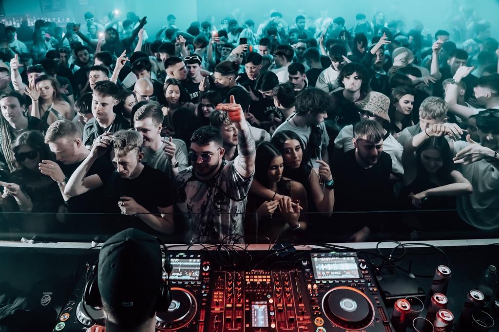 Bass Face // MCR // DNB . 360° BOILER ROOM *VERY SPECIAL GUESTS*! LAST FREE TICKETS