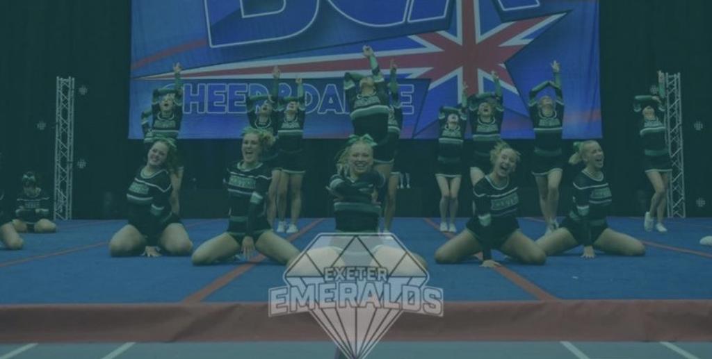 Returners performance cheer taster