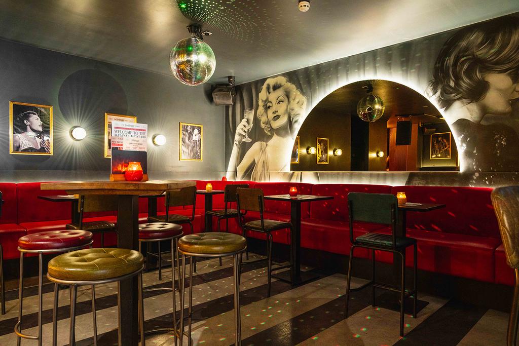 Speed Dating Covent Garden | Ages 40–65 | The Bootlegger