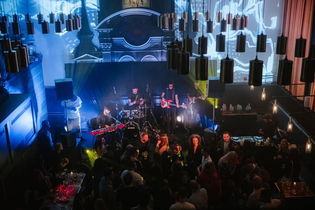 Saturday Night Singles Party London | 80 Singles | Amazing Grace