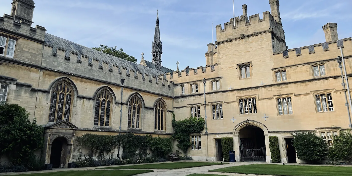 Calici by the College: Jesus College