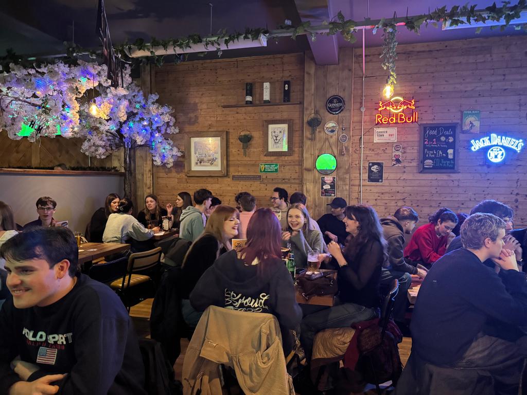 Speed-friending with SolidariTee Sussex