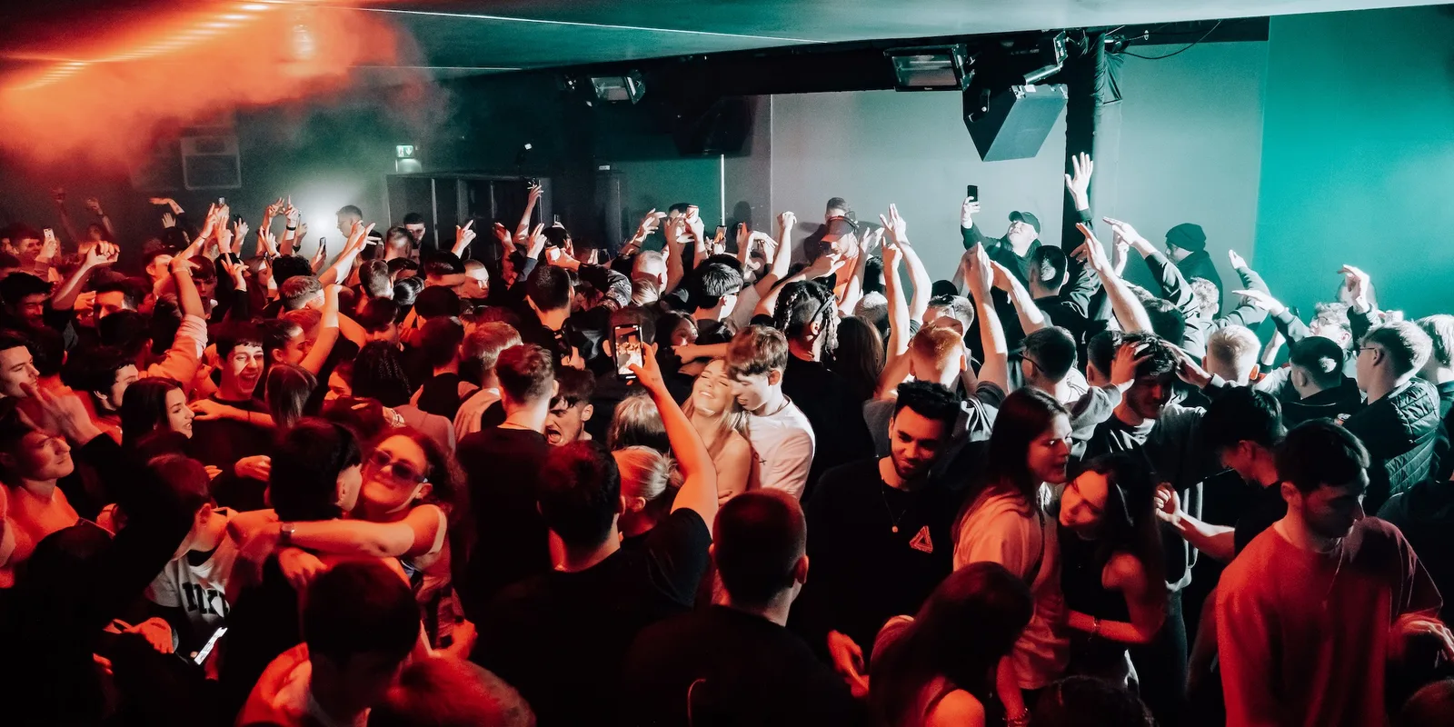 LAST FREE TICKETS + FREE DRINK – RNB, REGGAETON, POP – MALOKA CLUB
